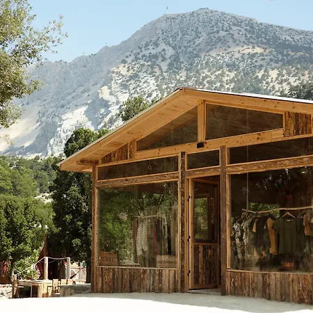 Babakamp Eco Ranch & Retreat * 厄吕代尼兹